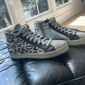 Like new high tops!  So comfortable and great for fall!